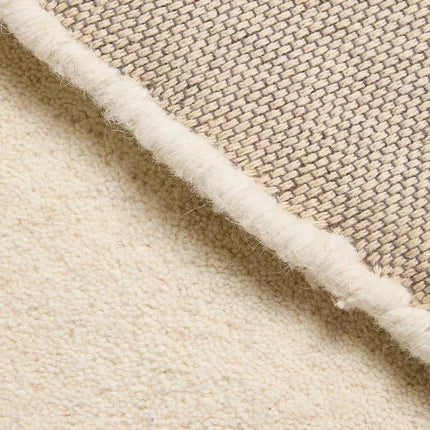 TAPETE IRREGULAR LÃ LISO