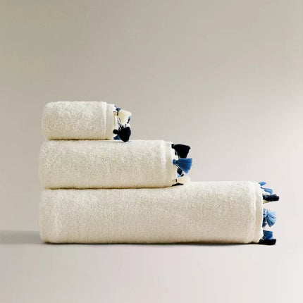 TOALHA DE BANHO POMPONS