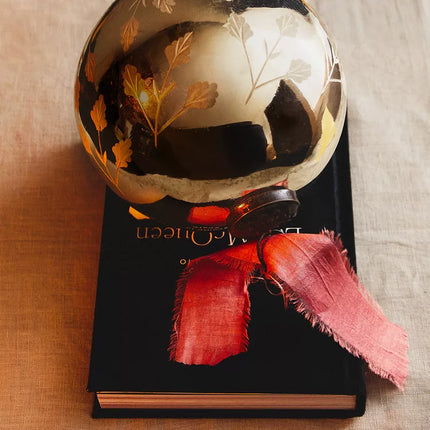 ENFEITE ÁRVORE BOLA FOLHAS BRILHO NATAL