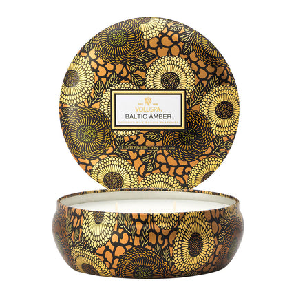 Vela perfumada em lata de 3 pavios Baltic Amber Japónica Voluspa