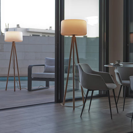Candeeiro de pé para exterior com LED integrado Chloe