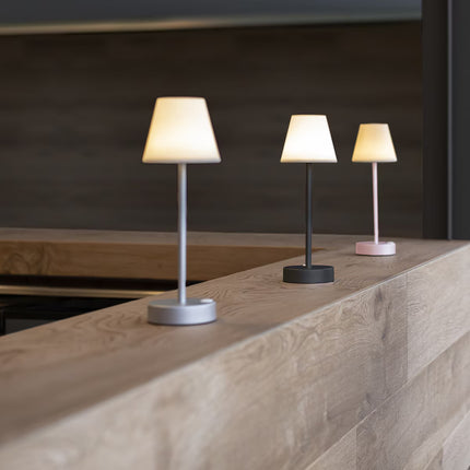 Candeeiro de mesa de exterior com LED integrado Lola Slim 30