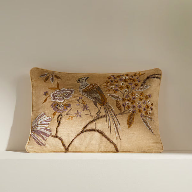 Almofada Decorativa Retangular Bordada Yvore