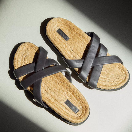 CHINELO RASO TIRAS PELE