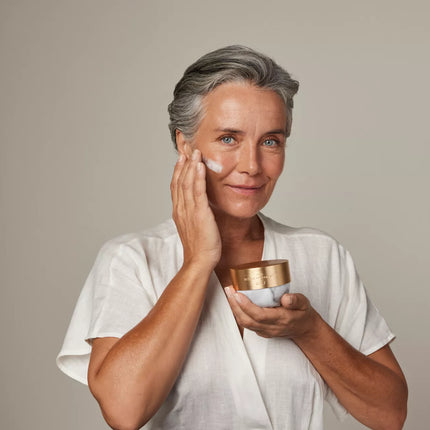 Active firming Day The Ritual of Namaste
