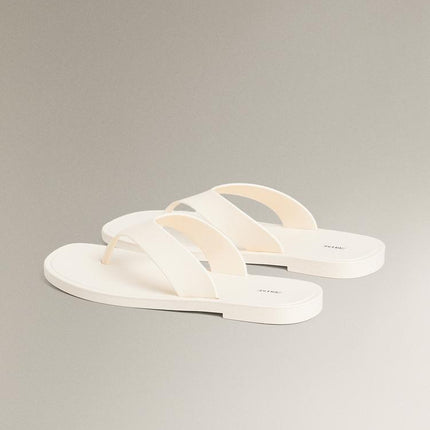 CHINELO RASO EFEITO DE CAUCHO