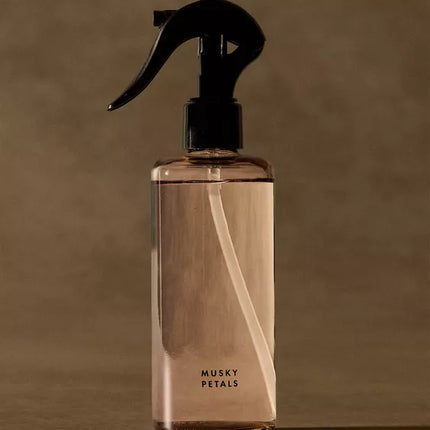 (200 ML) DIFUSOR EM SPRAY MUSKY PETALS