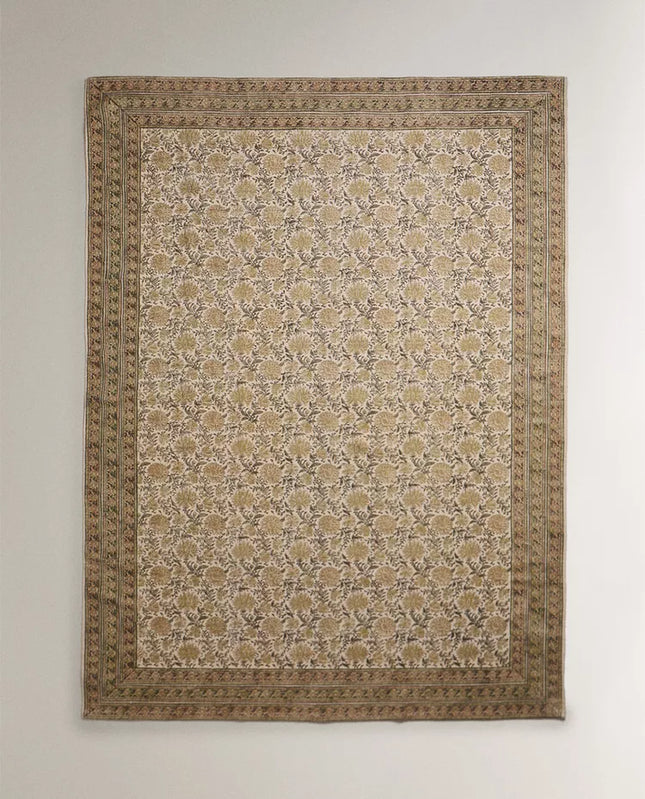 TAPETE DE ALGODÃO COM ESTAMPADO DE FLORES