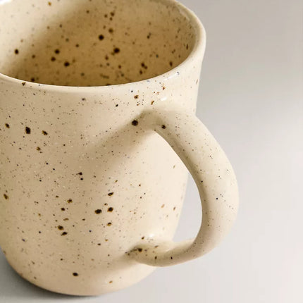 CANECA GRÉS PONTOS
