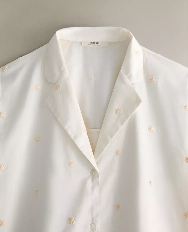 CAMISA DE ALGODÃO COM BORDADOS DE FLOR