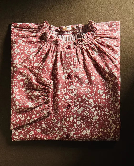 CONJUNTO PIJAMA LINHO ALGODÃO FLORES NATAL (CONJUNTO DE 2)