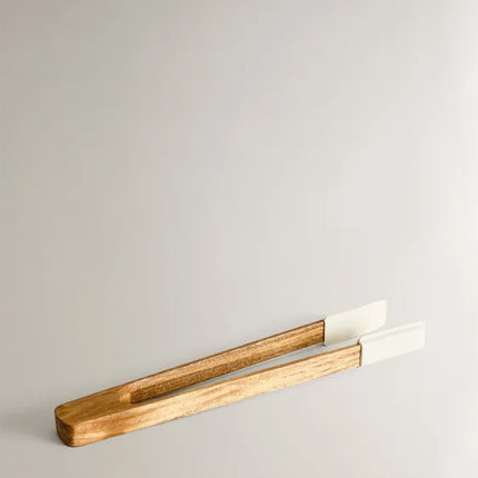 PINÇAS DE SILICONE E MADEIRA