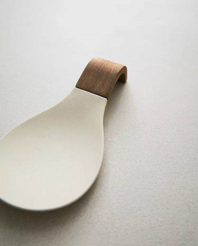 POUSA-COLHER MADEIRA SILICONE
