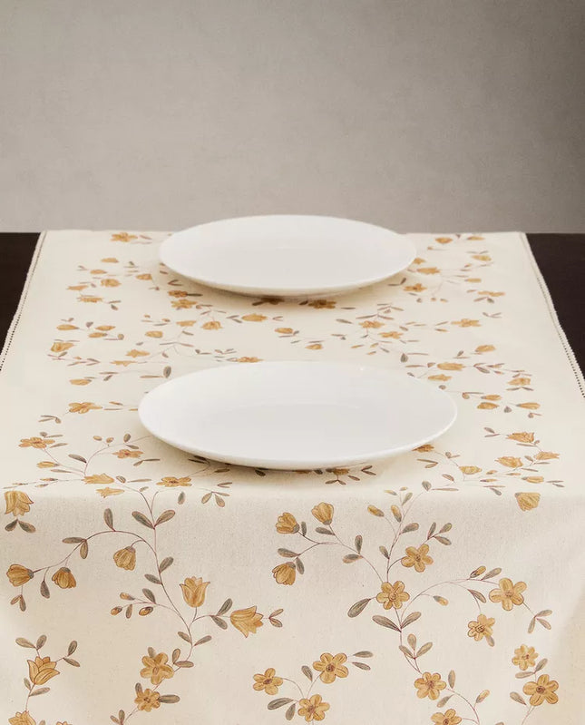 CORREDOR DE MESA ESTAMPADO DE FLORES