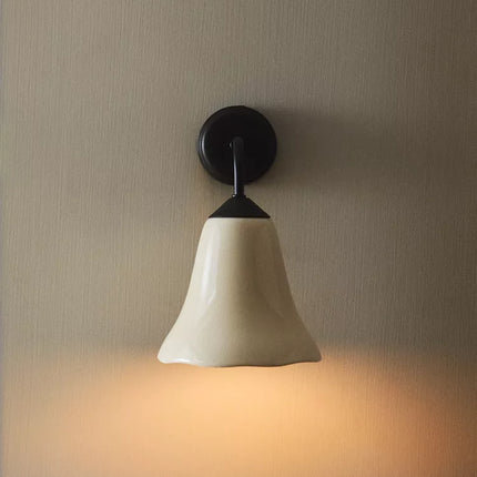 CANDEEIRO | APLIQUE PAREDE METAL TÚLIPA CERÂMICA