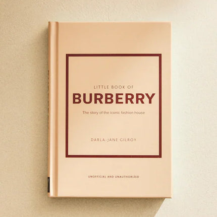LIVRO 'THE LITTLE BOOK OF BURBERRY'