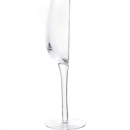 Meio copo de vinho