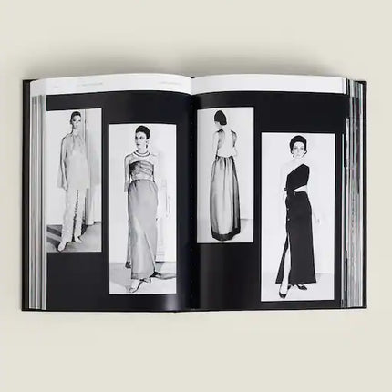 LIVRO CATWALK GIVENCHY