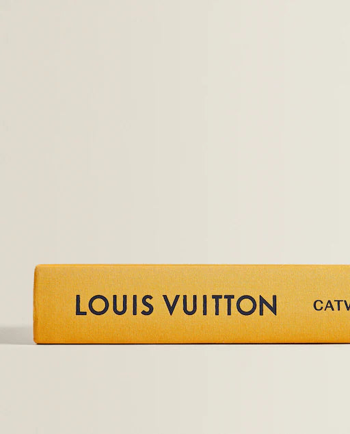 LIVRO CATWALK LOUIS VUITTON