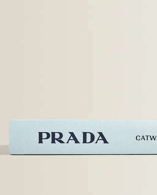 LIVRO CATWALK PRADA