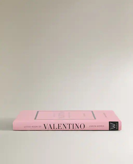 LIVRO 'THE LITTLE BOOK OF VALENTINO'