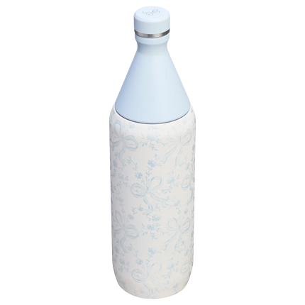 Garrafa Slim Stanley 1913 x LoveShackFancy para o Dia Todo | 1L