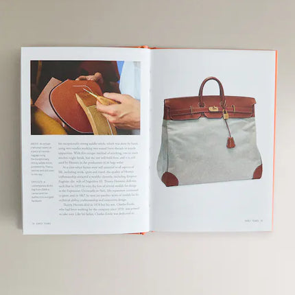 LIVRO 'THE LITTLE BOOK OF HERMES'