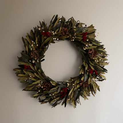 Coroa de Natal Preservada Oliveira e Pinhas