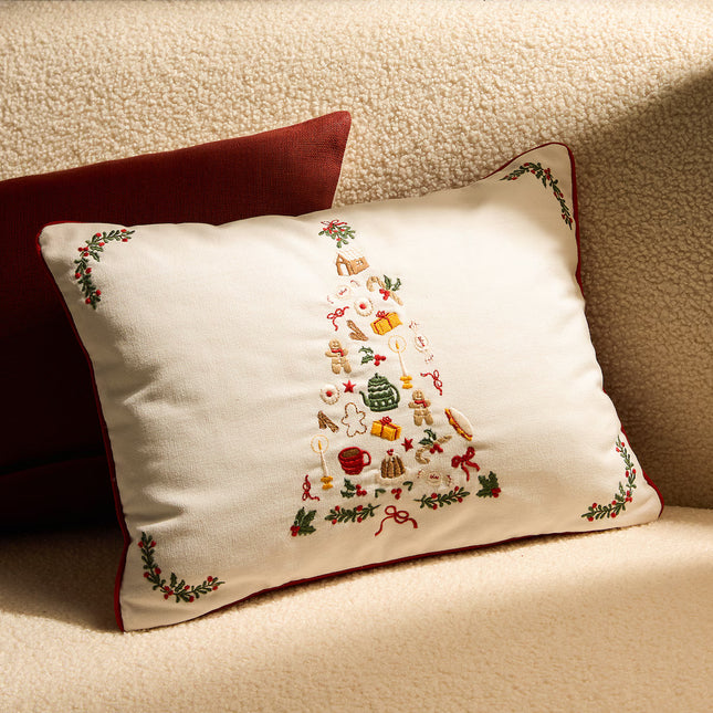 Almofada Decorativa Retangular com Bordado Whimsical