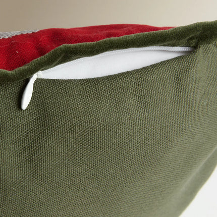 Almofada Decorativa Retangular com Bordado Pai Natal