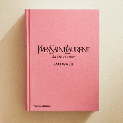 LIVRO CATWALK YVES SAINT LAURENT